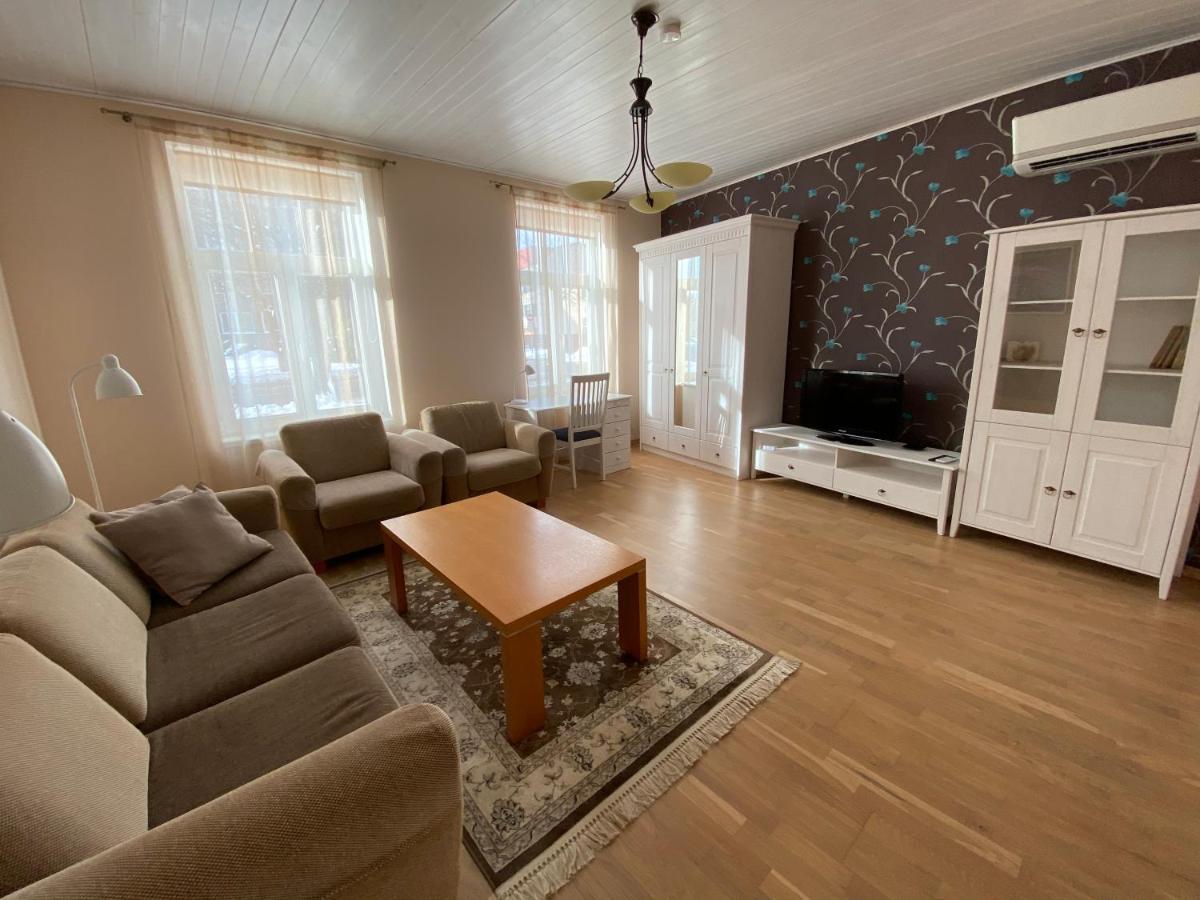 Posti Guest Apartment Haapsalu Exterior photo